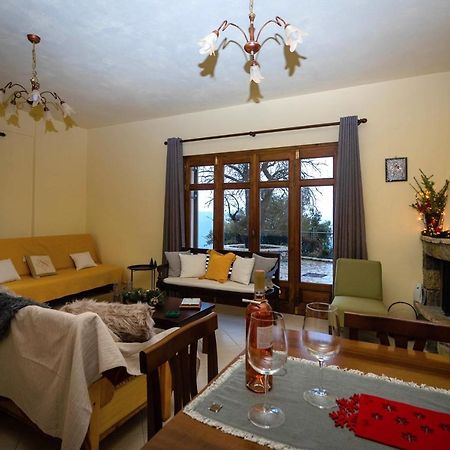 Meli Apartments Αράχωβα Εξωτερικό φωτογραφία